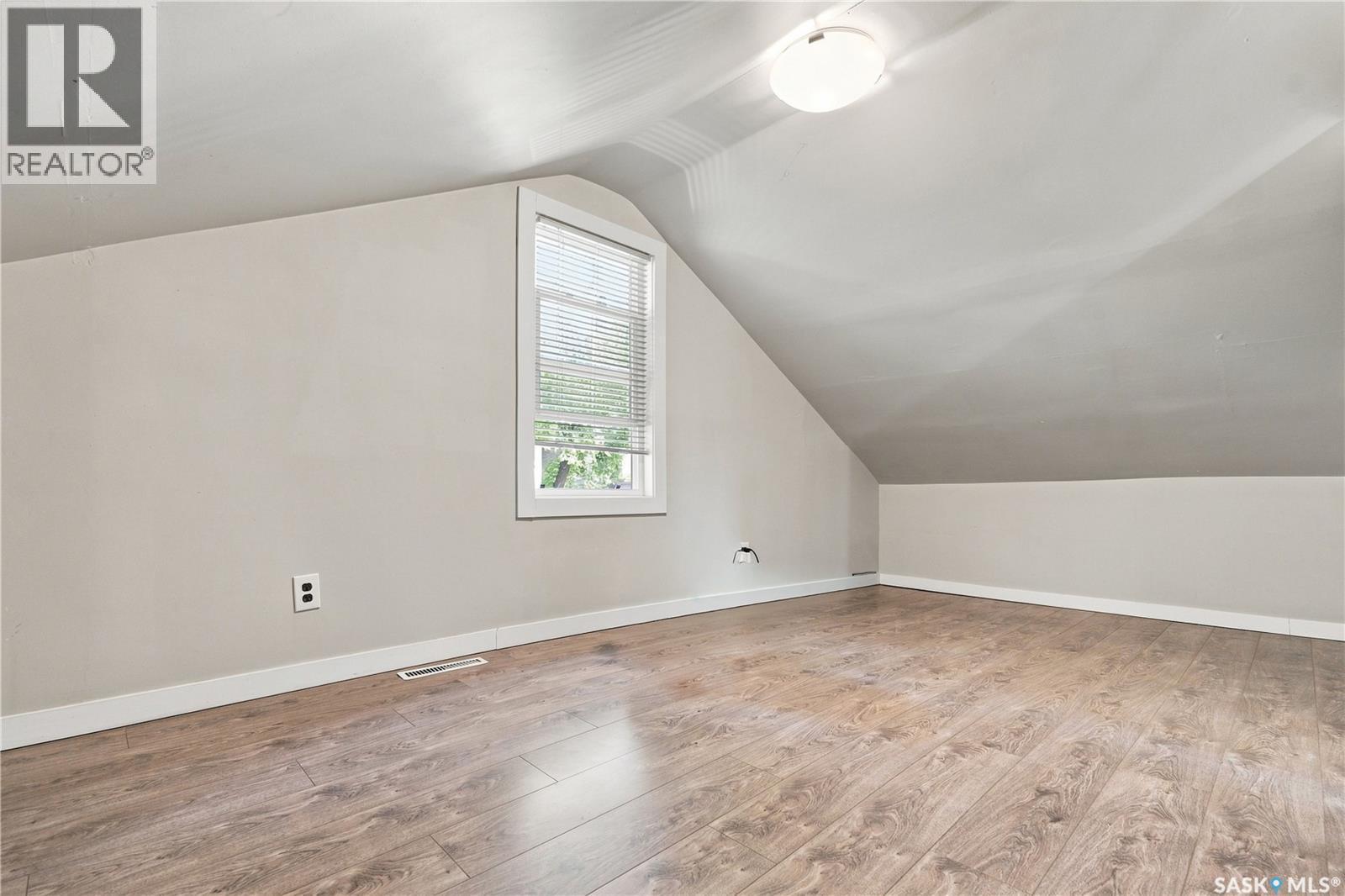 423 E Avenue S, Saskatoon, SK - Indoor Photo Showing Other Room