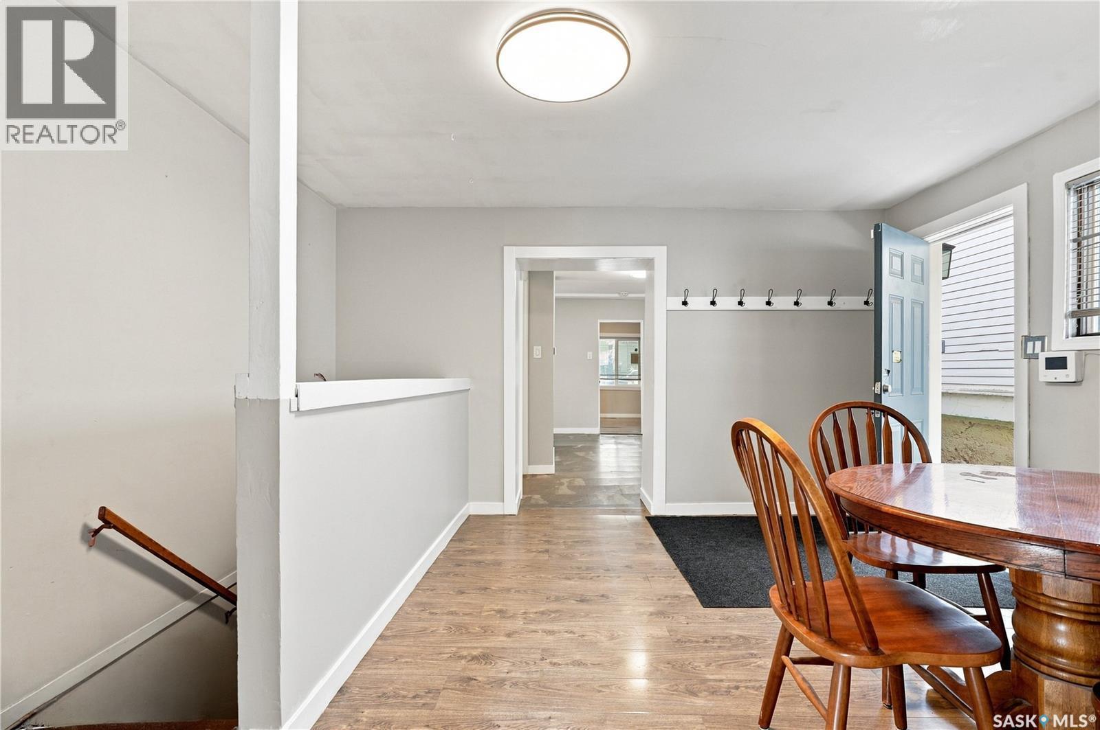 423 E Avenue S, Saskatoon, SK - Indoor Photo Showing Dining Room