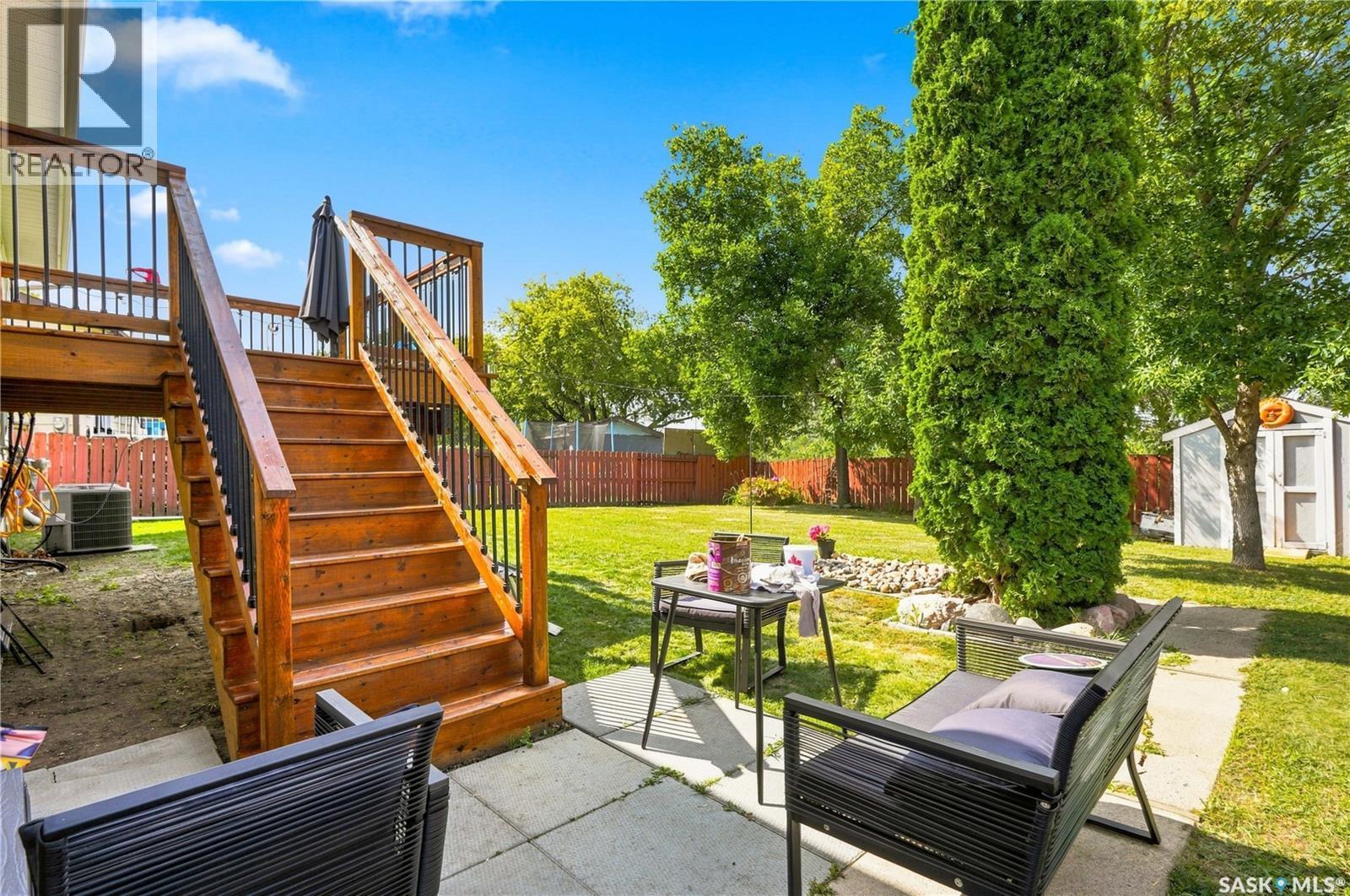 154 Delayen Crescent, Saskatoon, SK - Outdoor