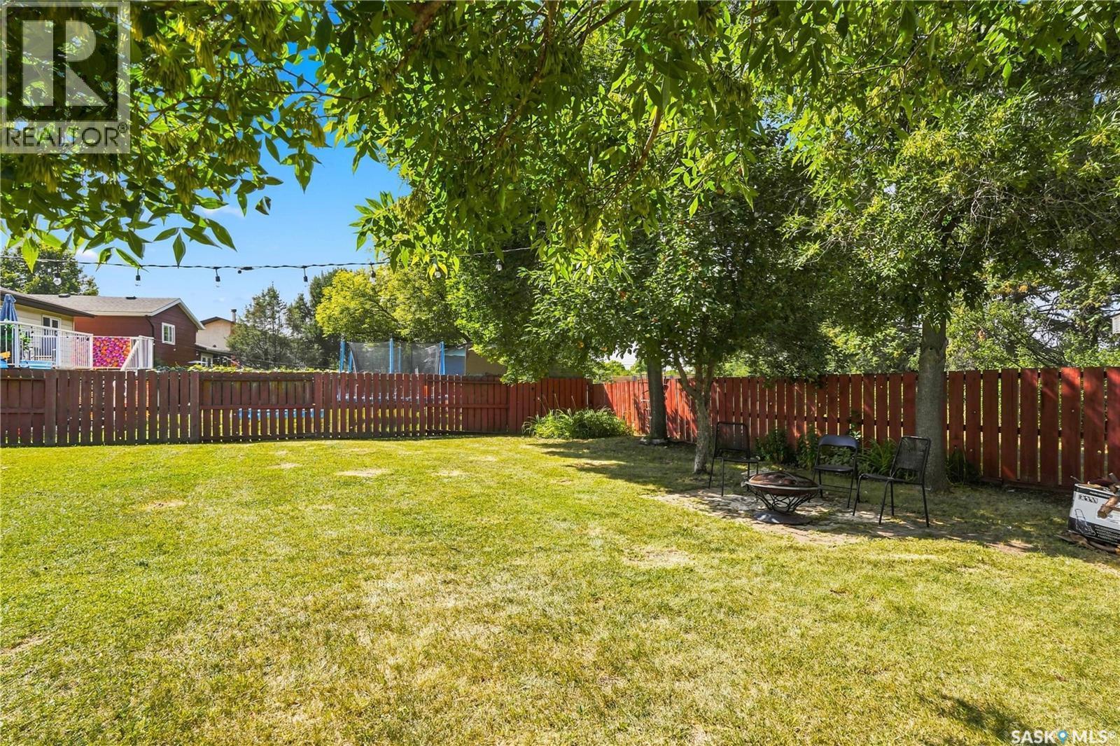 154 Delayen Crescent, Saskatoon, SK - Outdoor