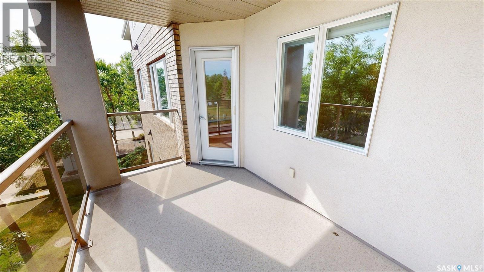 305 3101 Renfrew Crescent E, Regina, SK - Outdoor With Exterior