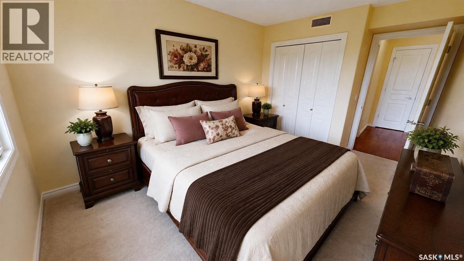 305 3101 Renfrew Crescent E, Regina, SK - Indoor Photo Showing Bedroom