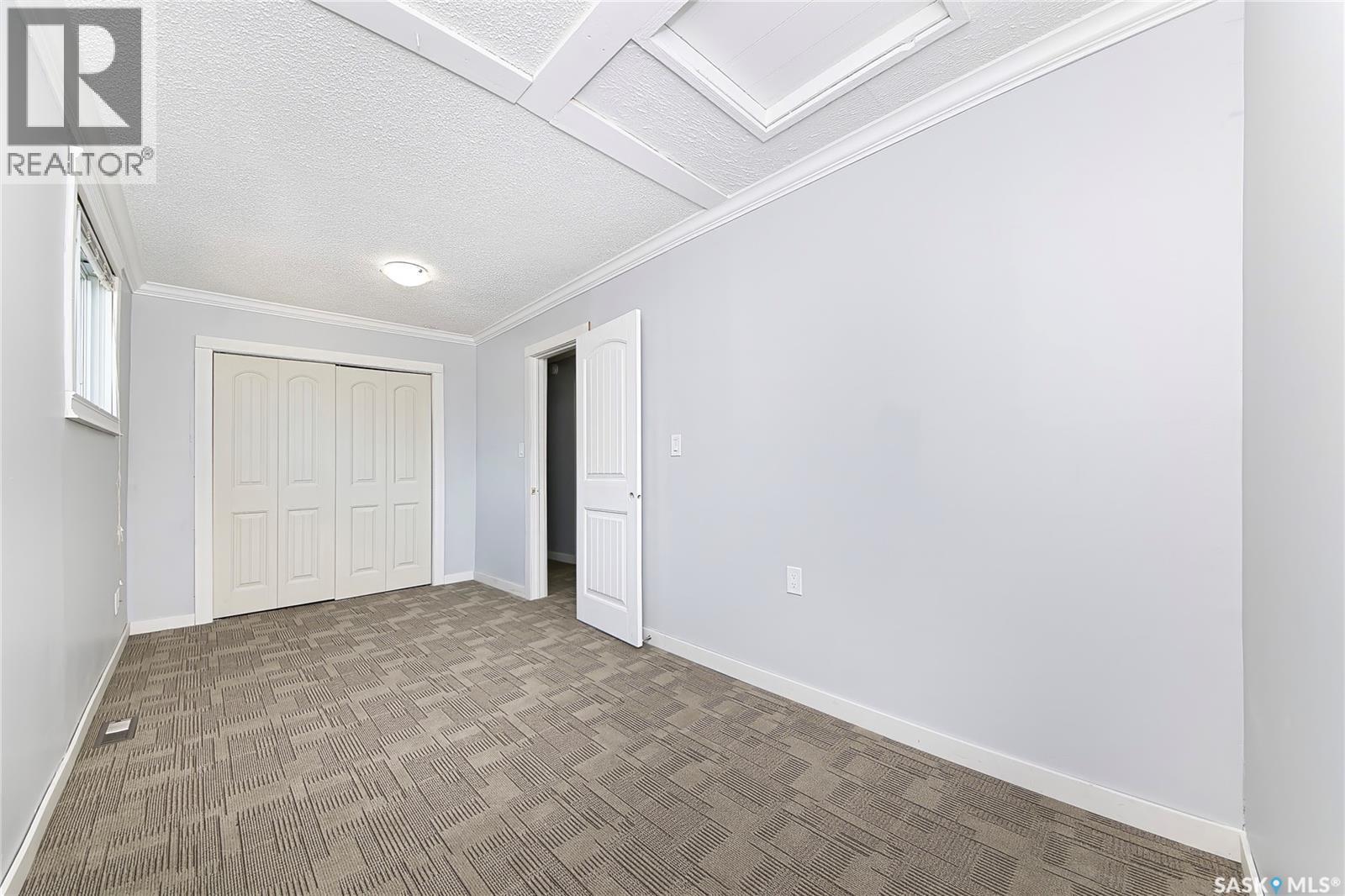 1017 J Avenue N, Saskatoon, SK - Indoor Photo Showing Other Room