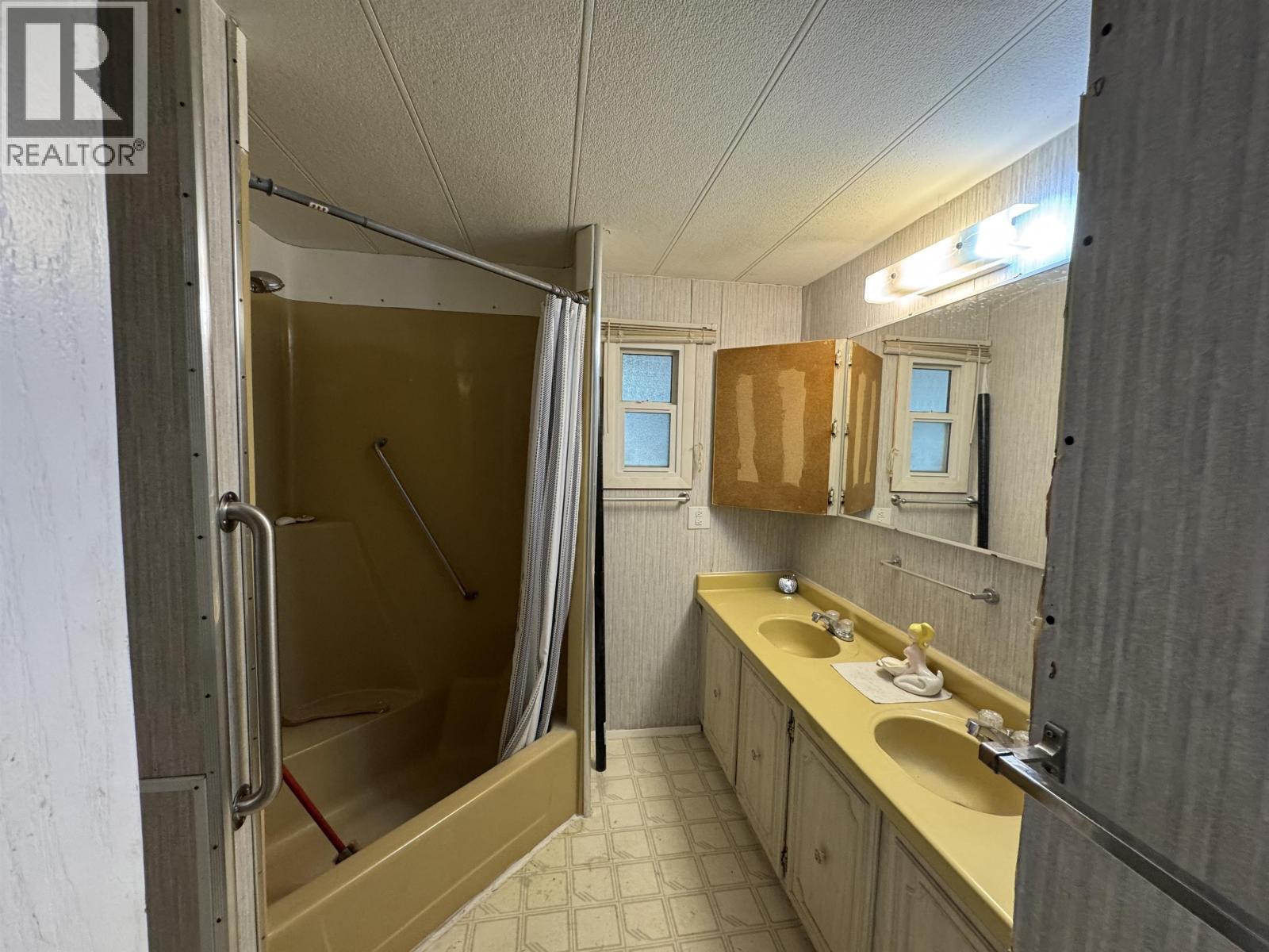 204 E 3Rd Avenue, Fort St. James, BC - Indoor