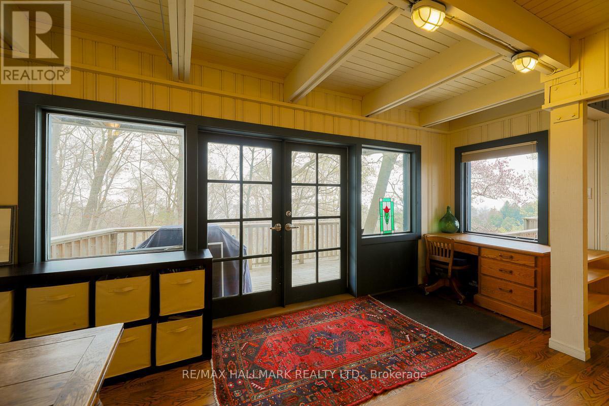 2 Ledge Road, Toronto, ON - Indoor Photo Showing Other Room