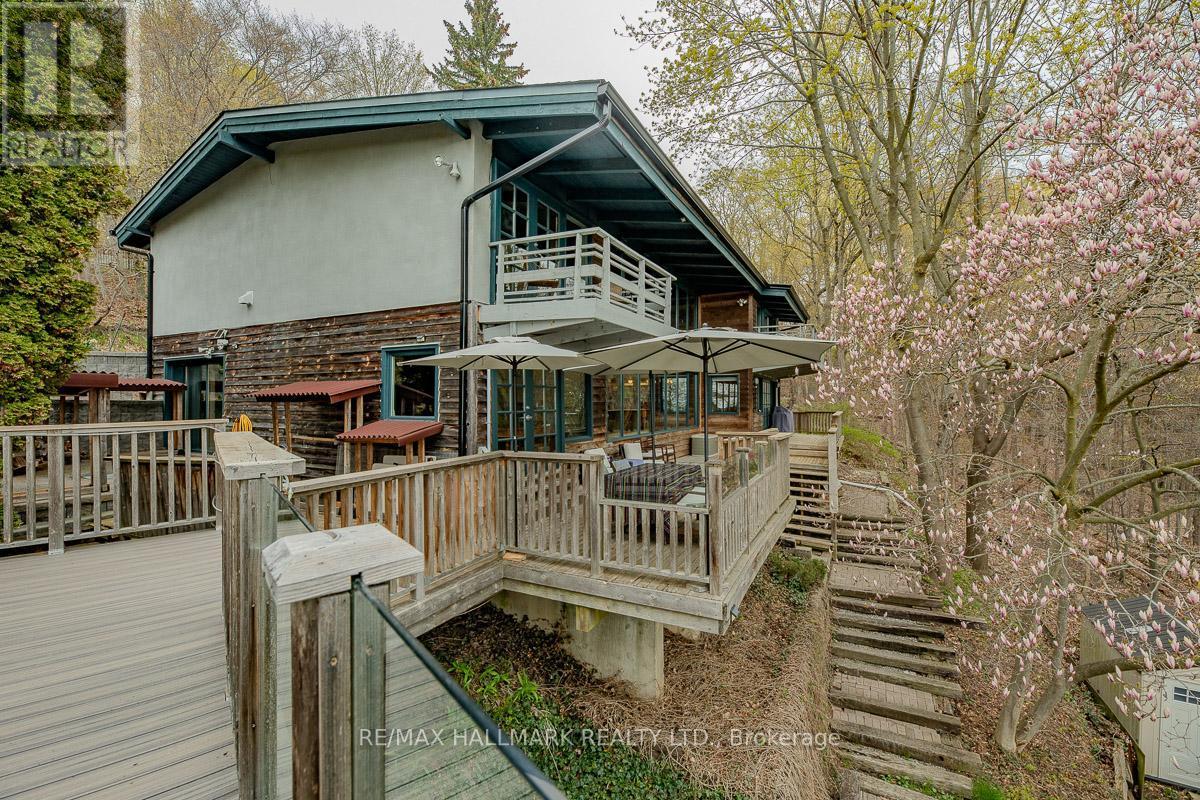 2 Ledge Road, Toronto, ON - Outdoor With Deck Patio Veranda