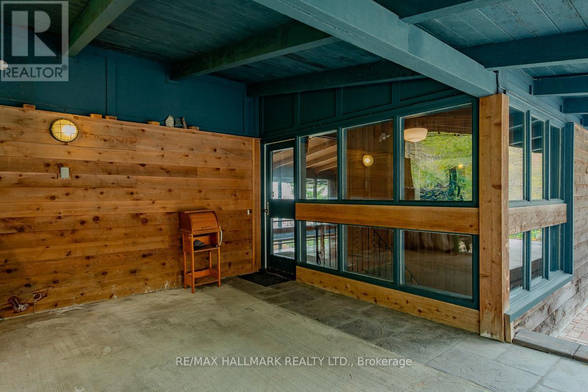 2 Ledge Road, Toronto, ON - Outdoor With Exterior