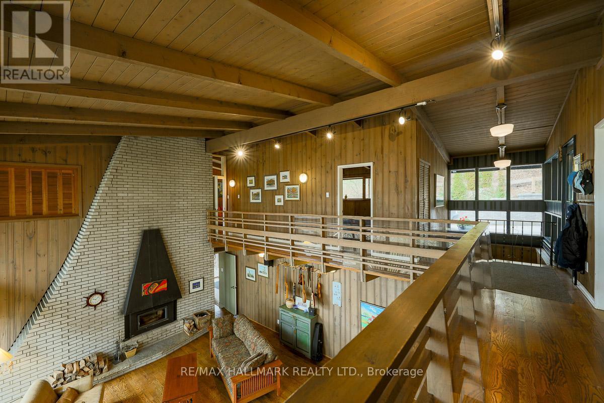 2 Ledge Road, Toronto, ON -