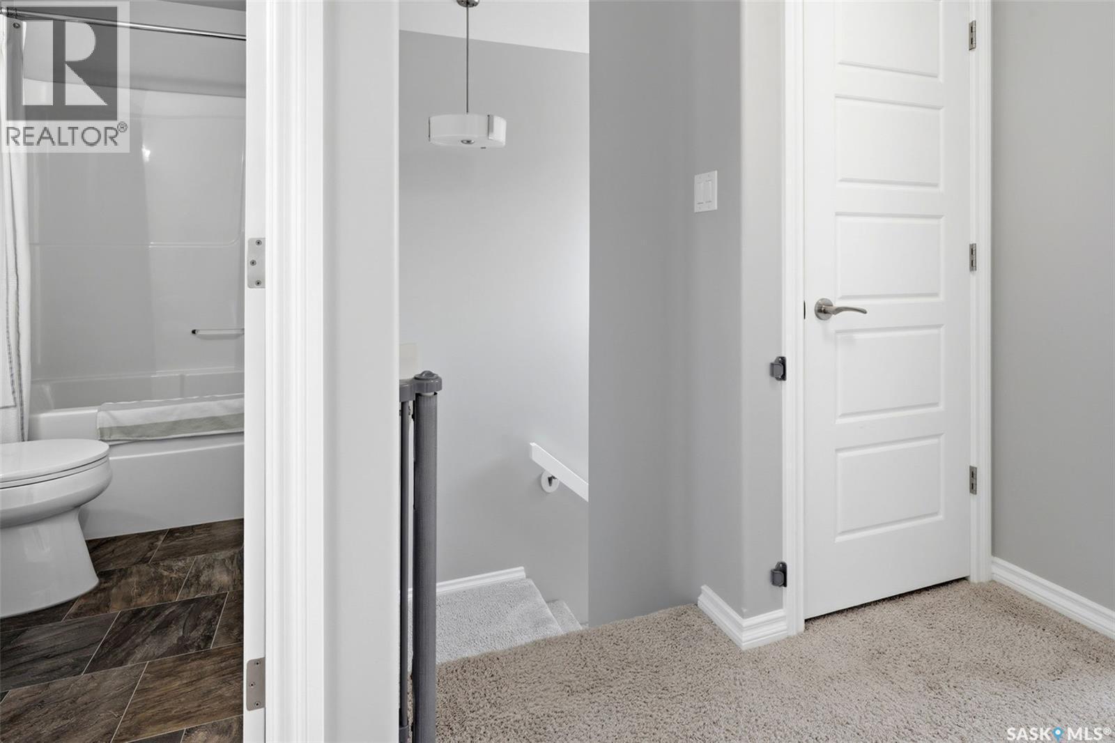 5306 Mcclelland Drive, Regina, SK - Indoor Photo Showing Bathroom