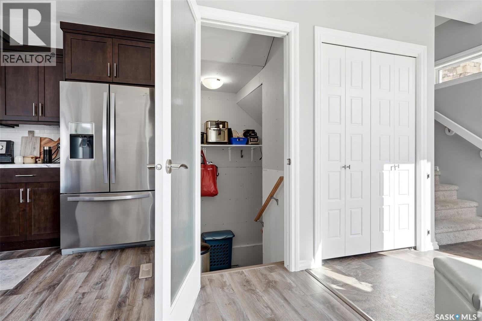 5306 Mcclelland Drive, Regina, SK - Indoor Photo Showing Kitchen