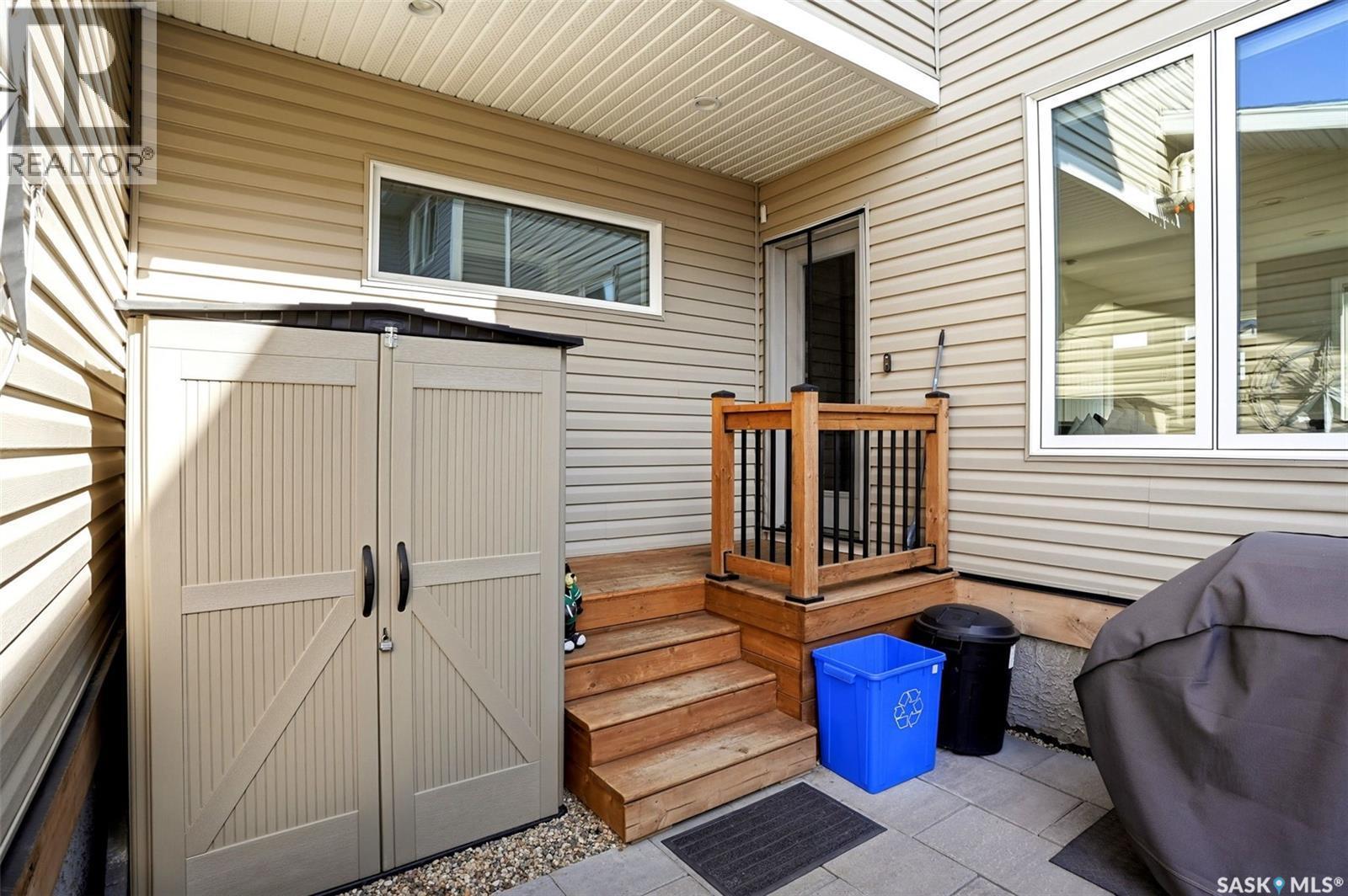 5306 Mcclelland Drive, Regina, SK - Outdoor With Exterior
