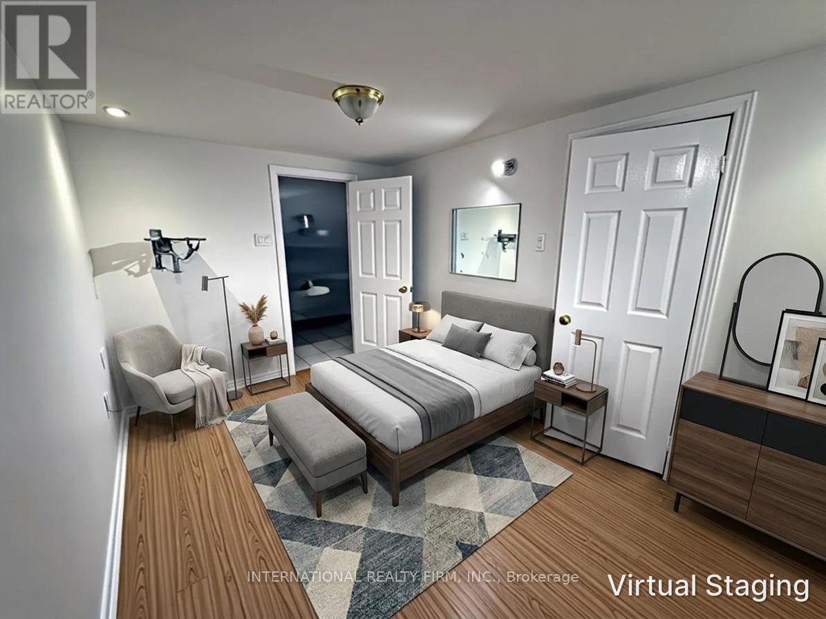43 Falconridge Drive, Hamilton, ON - Indoor Photo Showing Bedroom