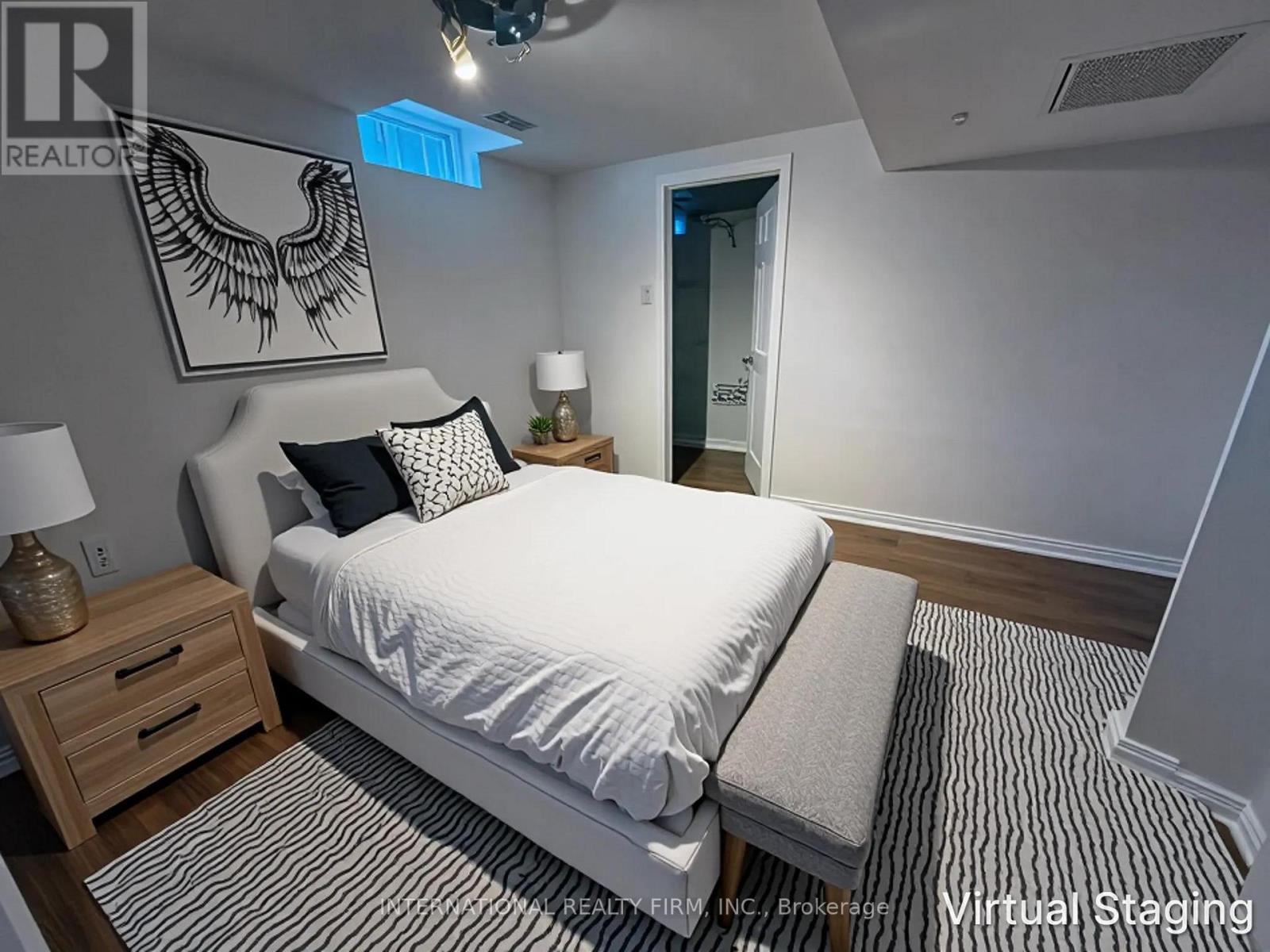 43 Falconridge Drive, Hamilton, ON - Indoor Photo Showing Bedroom