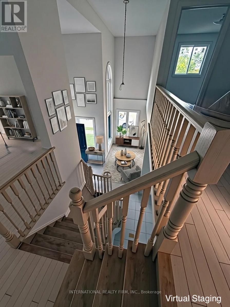 43 Falconridge Drive, Hamilton, ON - Indoor Photo Showing Other Room