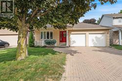 1106 BERNARD COURT Sarnia, ON N7S 6J6