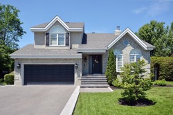 47 Rue du Bosquet Vaudreuil-Sur-Le-Lac, QC J7V 8P3