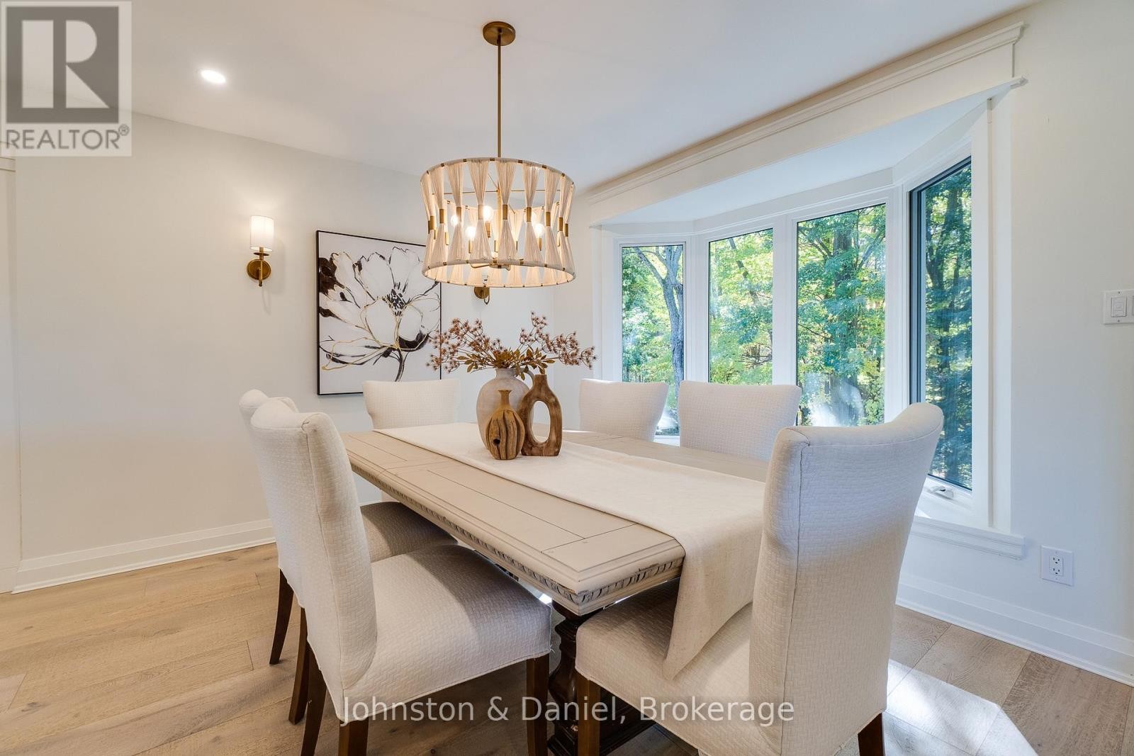 2340 Britannia Road, Burlington, ON - Indoor Photo Showing Dining Room