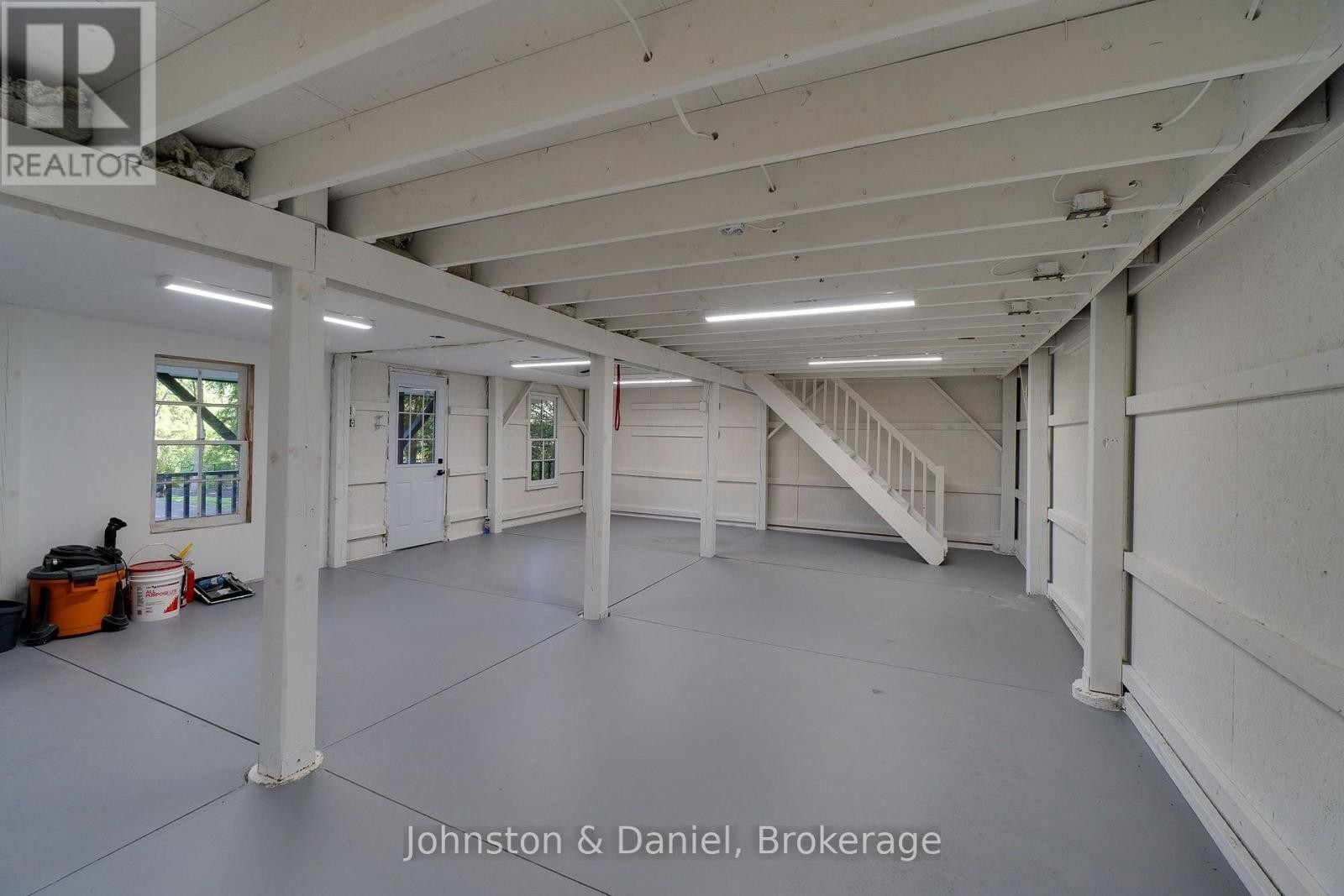 2340 Britannia Road, Burlington, ON - Indoor Photo Showing Other Room