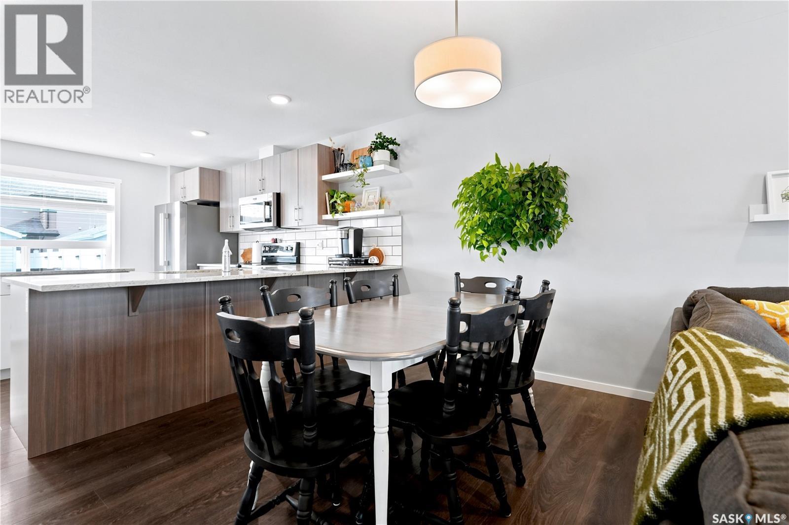 5485 Cade Street E, Regina, SK - Indoor