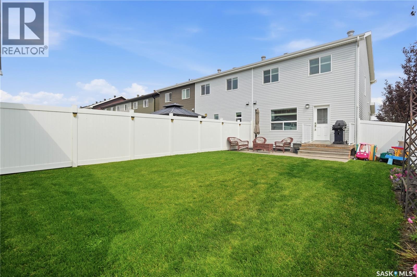 5485 Cade Street E, Regina, SK - Outdoor