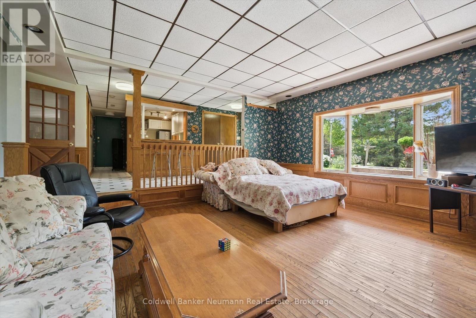 Lower level family room - 7530 Macpherson Lane, Puslinch, ON