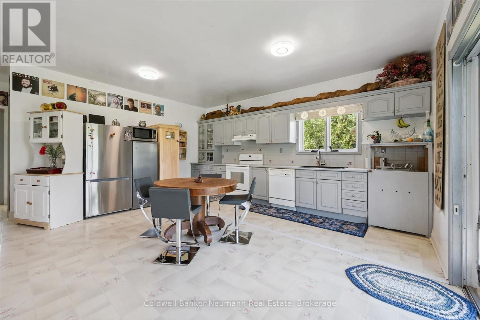 7530 Macpherson Lane, Puslinch, ON