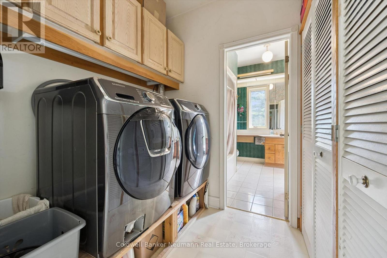Upper laundry - 7530 Macpherson Lane, Puslinch, ON