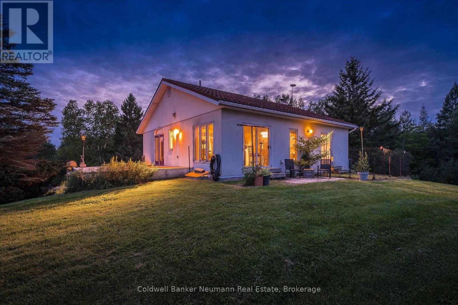 7530 Macpherson Lane, Puslinch, ON