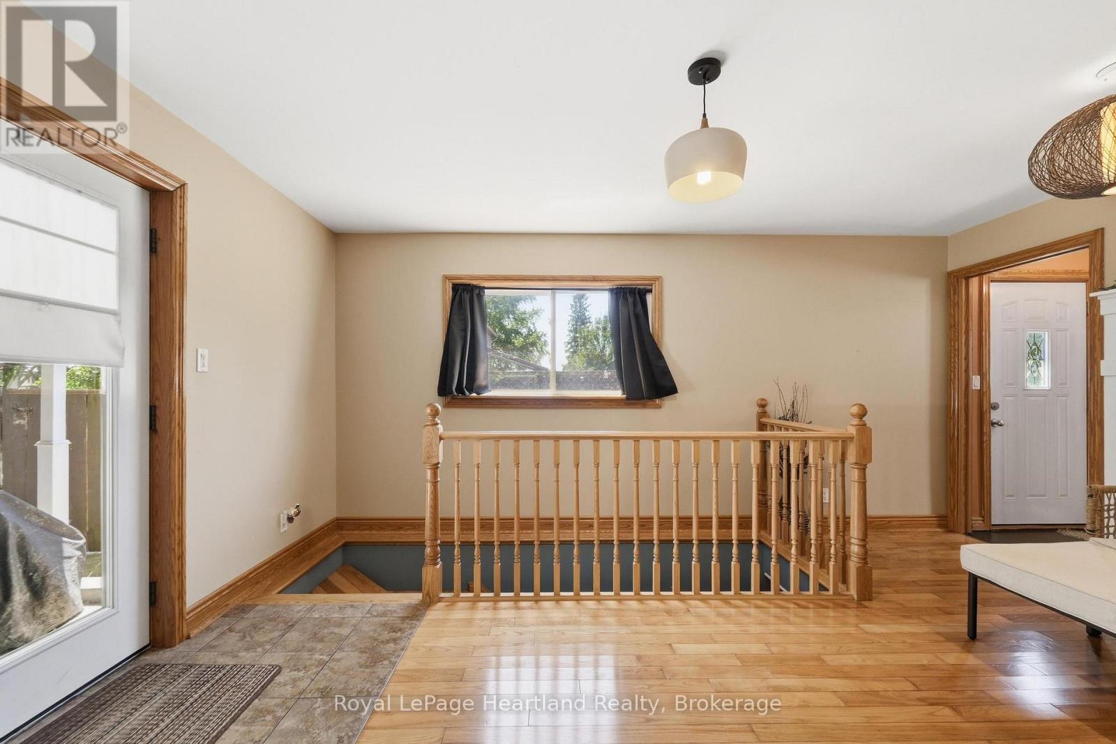 109 Goderich Street, Central Huron (Hullett), ON - Indoor Photo Showing Other Room