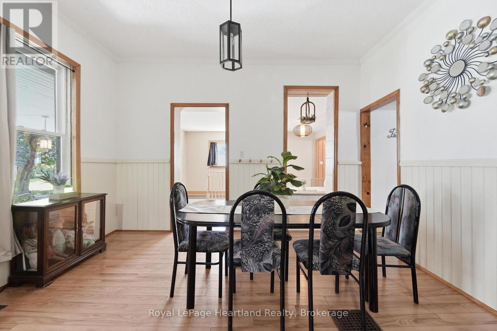 109 Goderich Street, Central Huron (Hullett), ON - Indoor Photo Showing Dining Room