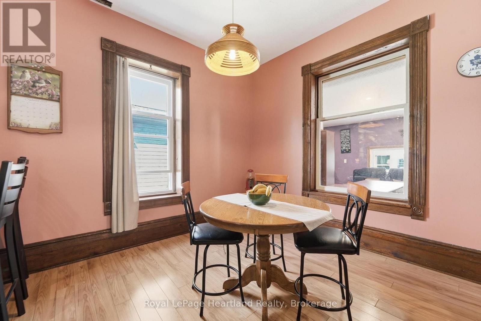 109 Goderich Street, Central Huron (Hullett), ON - Indoor Photo Showing Dining Room