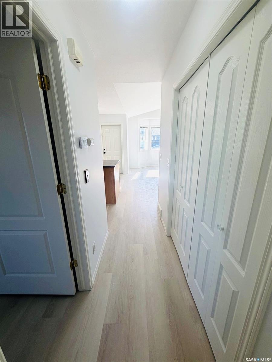 3287 Woodhams Drive, Regina, SK - Indoor Photo Showing Other Room
