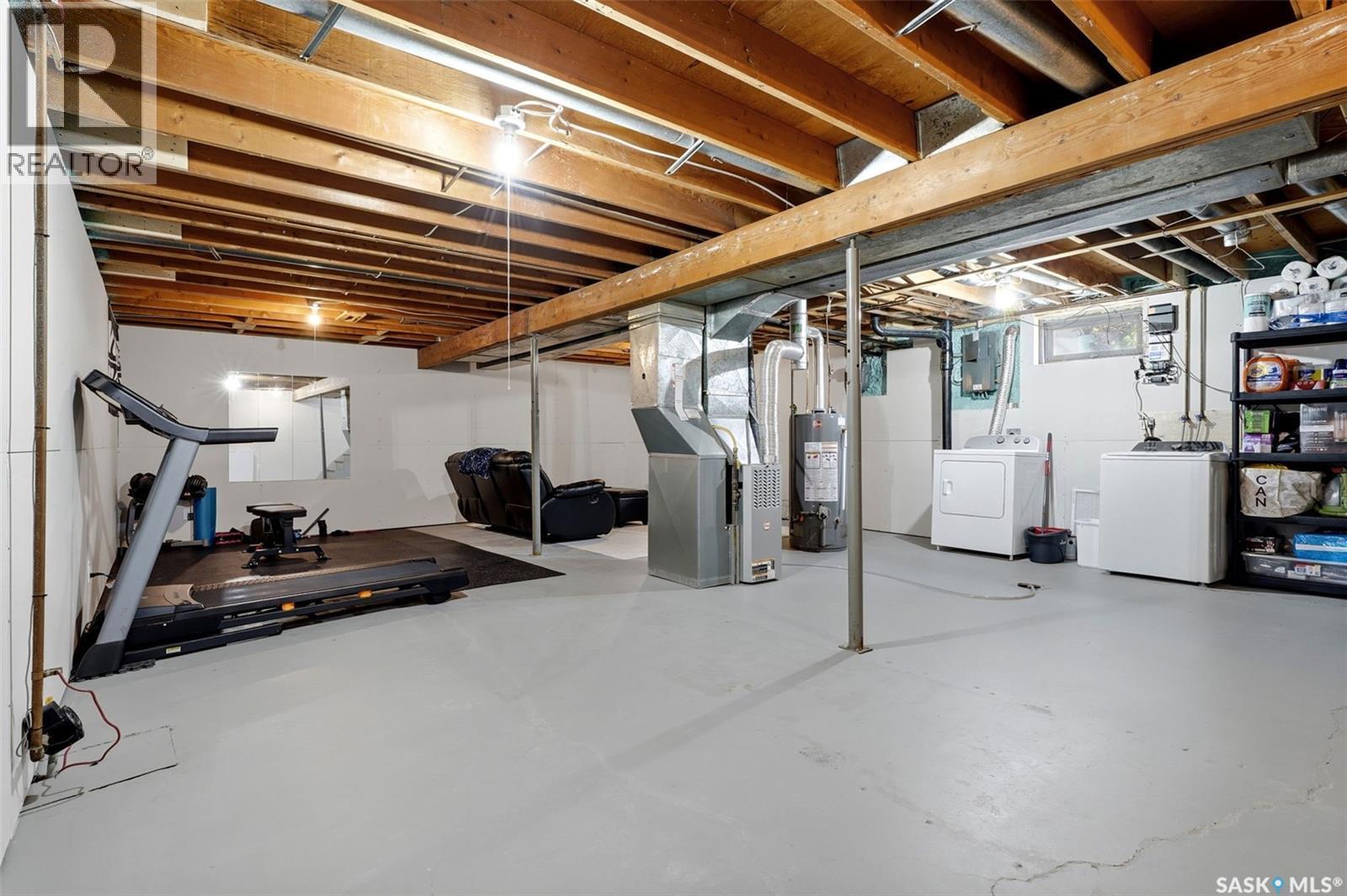 5871 Mckinley Avenue, Regina, SK - Indoor Photo Showing Basement
