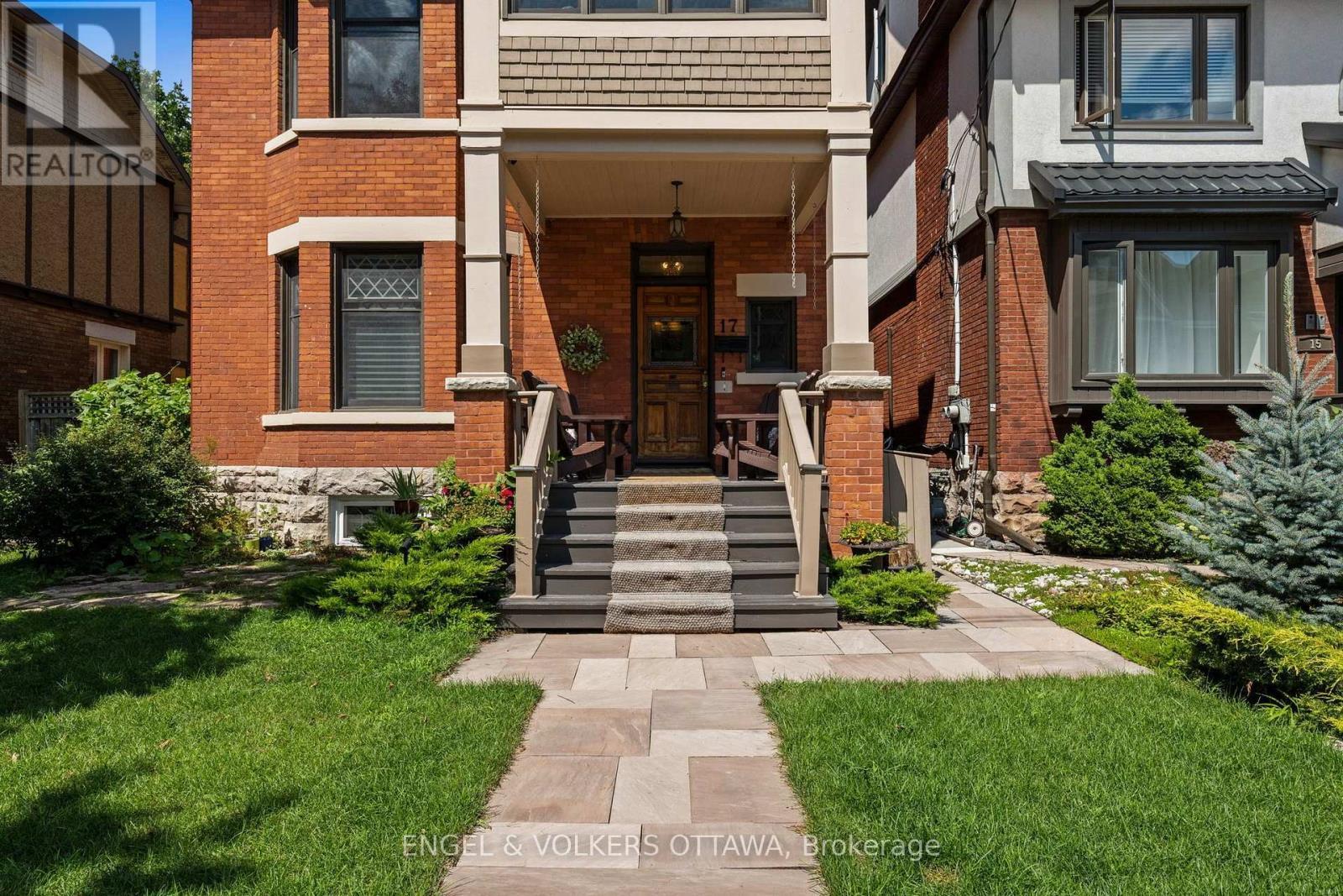 17 Oakland Avenue, Ottawa, ON - Outdoor With Facade