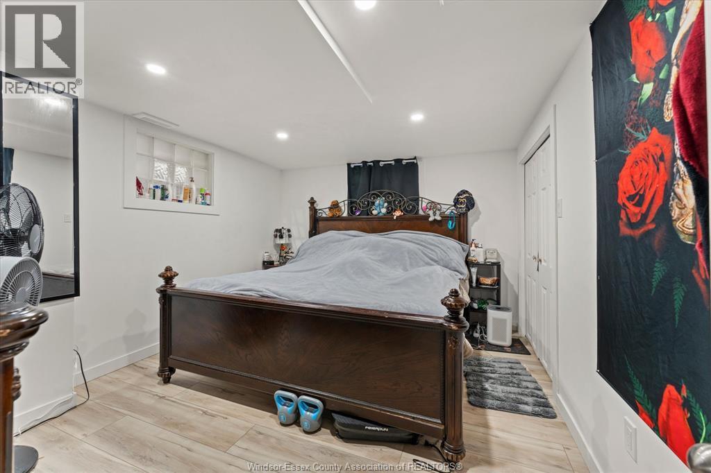 1481 Benjamin Avenue, Windsor, ON - Indoor Photo Showing Bedroom