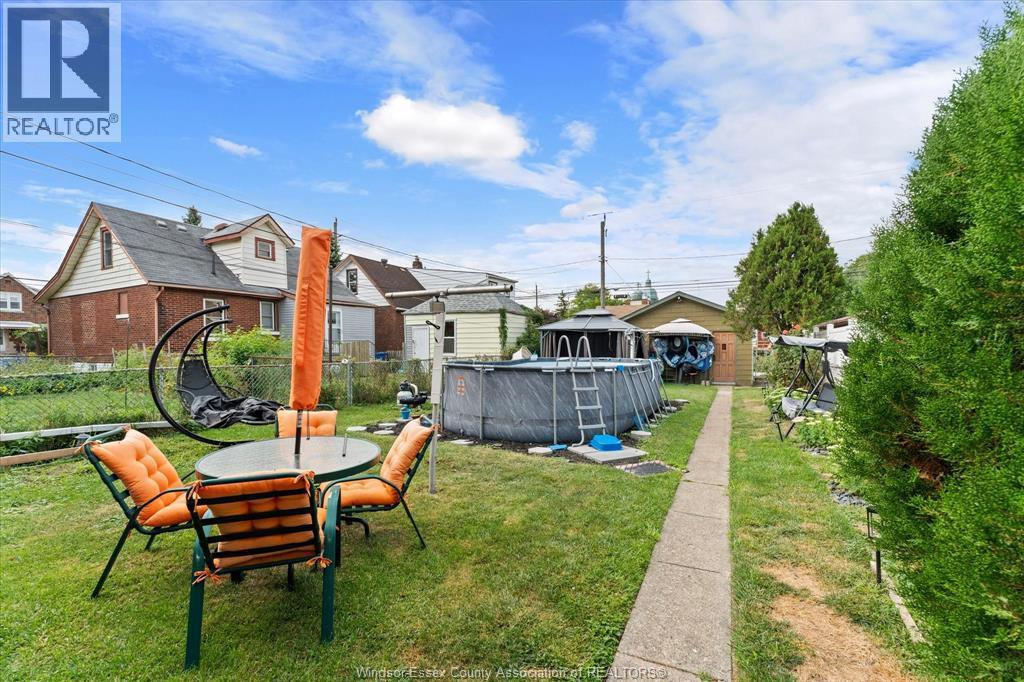1481 Benjamin Avenue, Windsor, ON - Outdoor