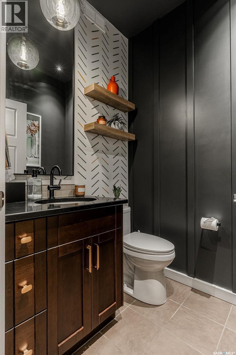 410 Willowgrove Crescent, Saskatoon, SK - Indoor Photo Showing Bathroom