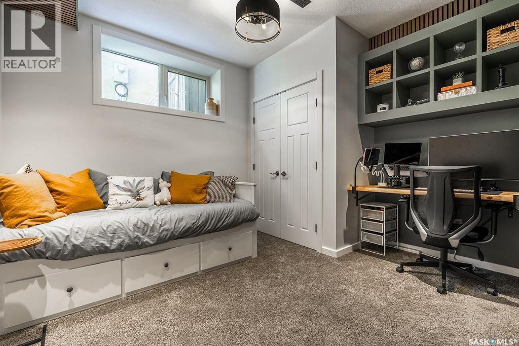 410 Willowgrove Crescent, Saskatoon, SK - Indoor Photo Showing Office