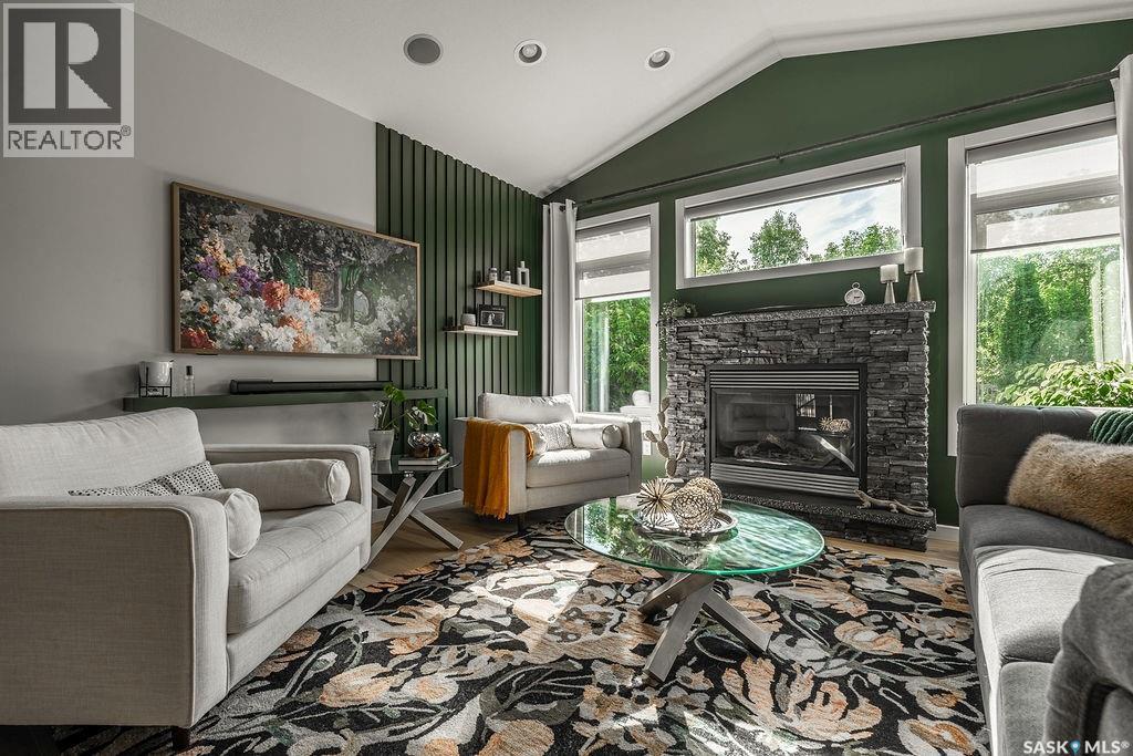 410 Willowgrove Crescent, Saskatoon, SK - Indoor Photo Showing Living Room With Fireplace