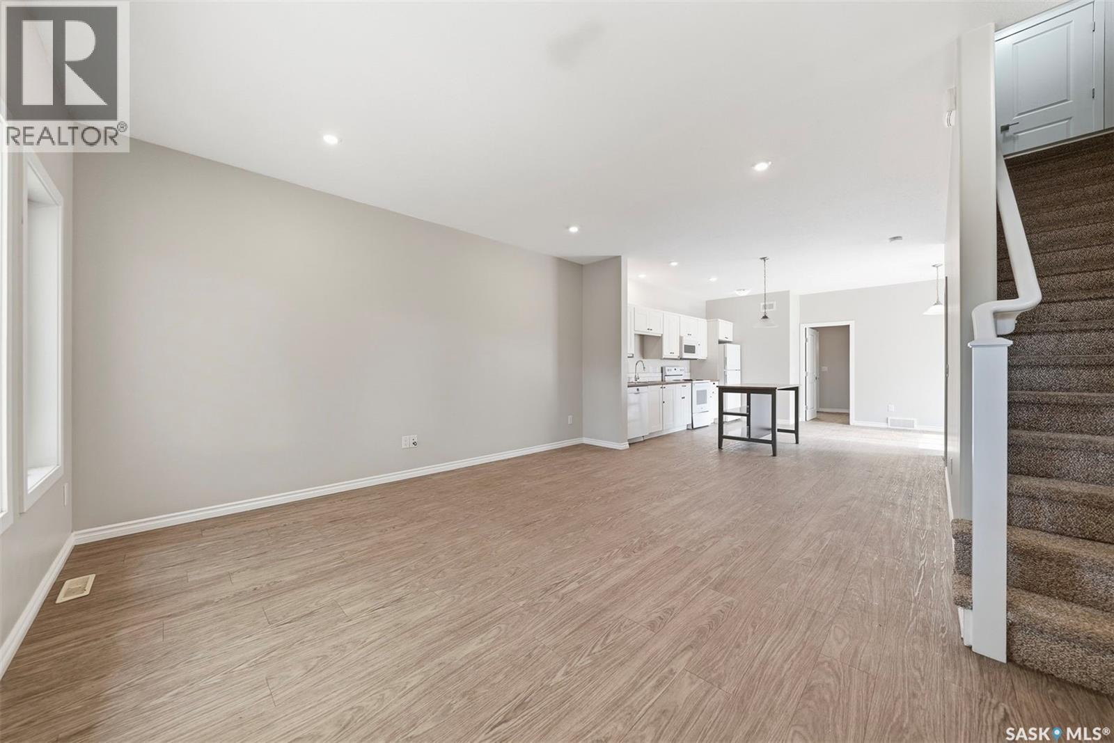 532 J Avenue N, Saskatoon, SK - Indoor Photo Showing Other Room