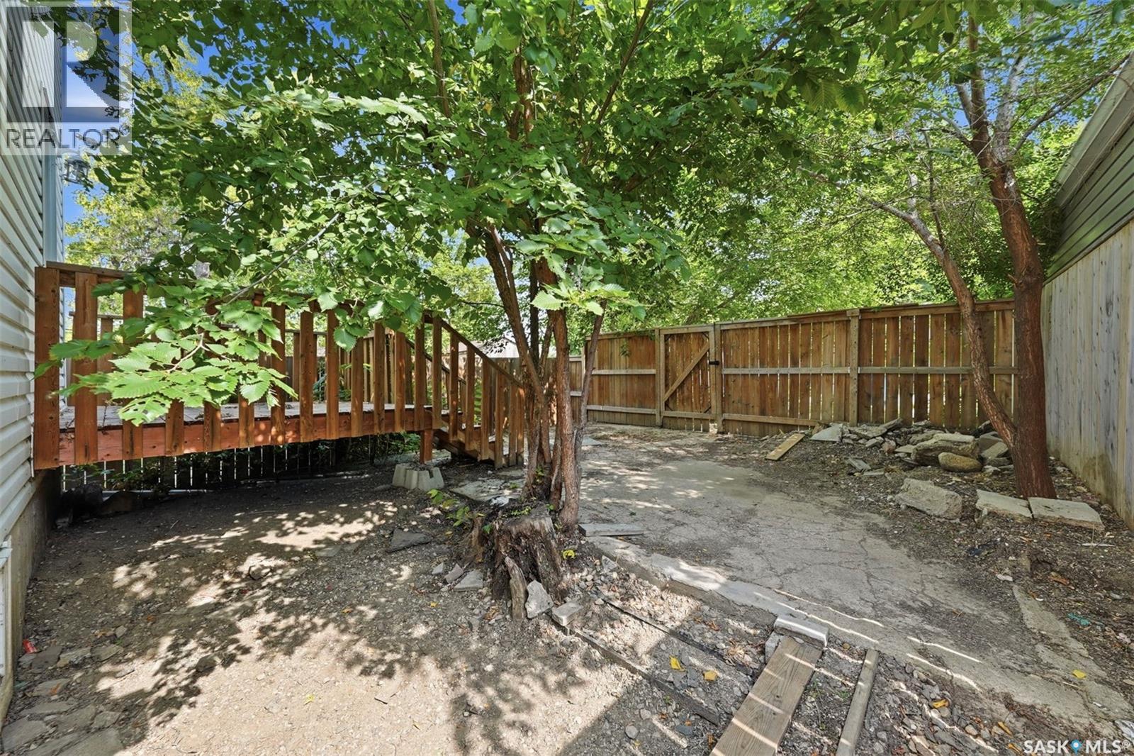 532 J Avenue N, Saskatoon, SK - Outdoor
