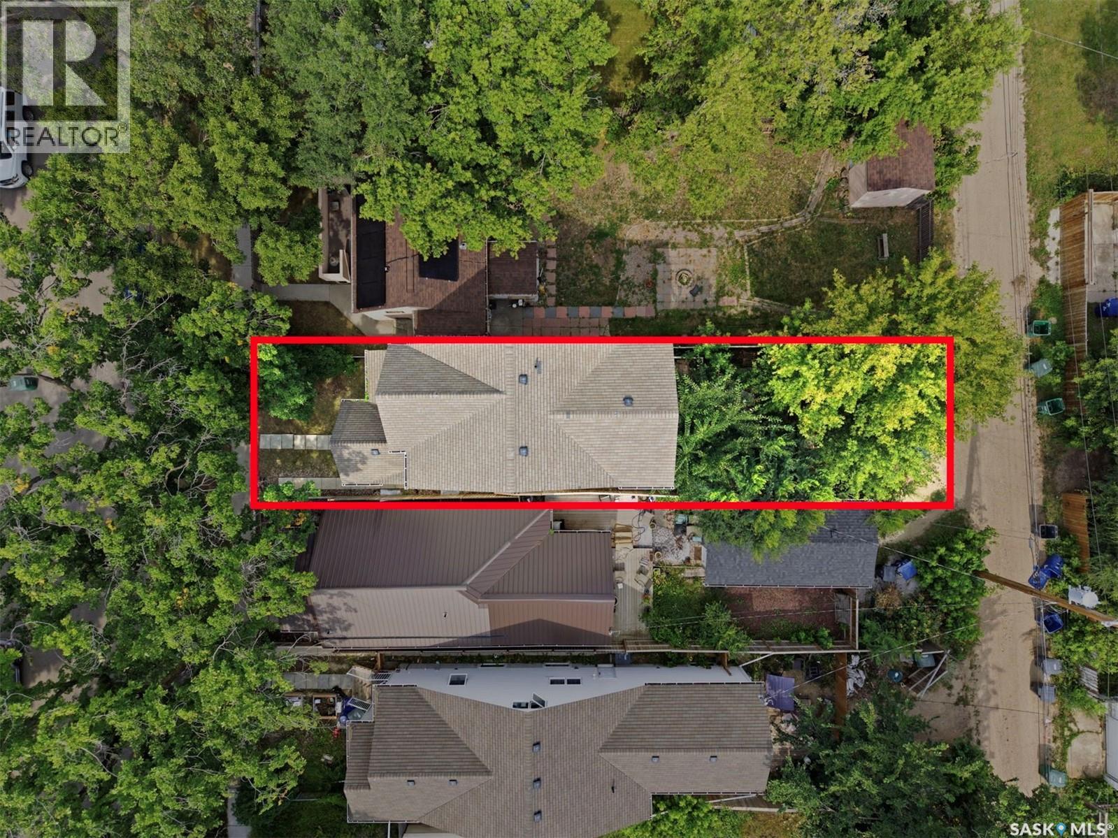 532 J Avenue N, Saskatoon, SK - Outdoor