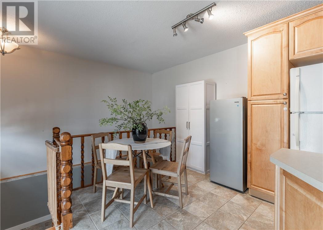 162 Lapointe Street, Sudbury, ON - Indoor Photo Showing Dining Room