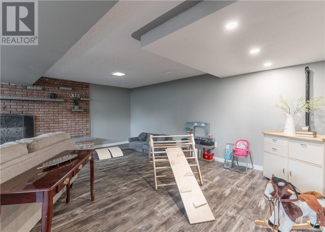 162 Lapointe Street, Sudbury, ON - Indoor