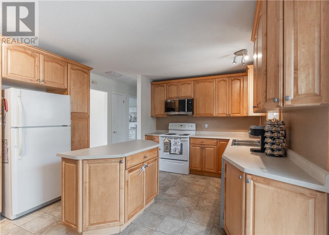162 Lapointe Street, Sudbury, ON - Indoor Photo Showing Kitchen With Double Sink