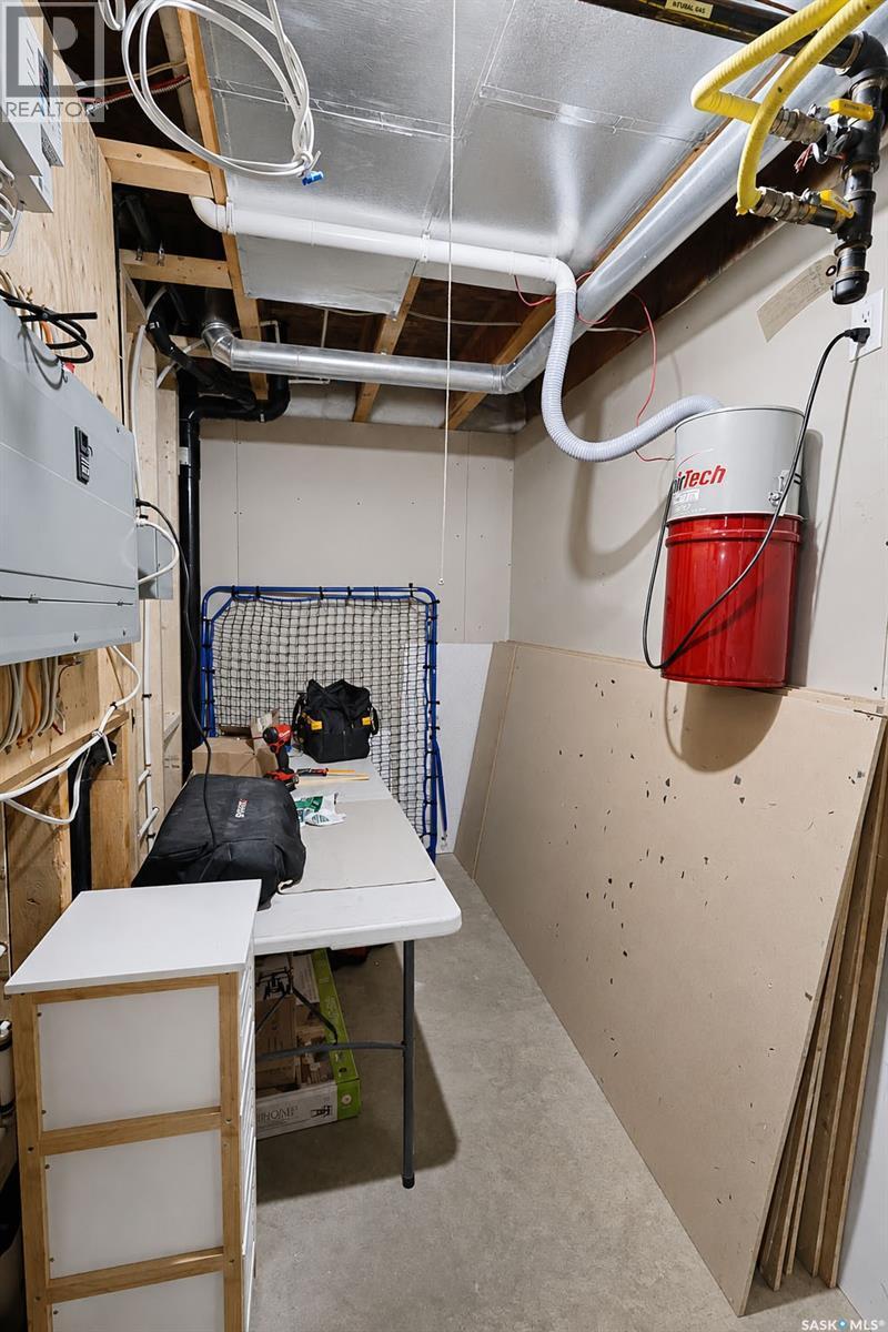 53 1600 Muzzy Drive, Prince Albert, SK - Indoor