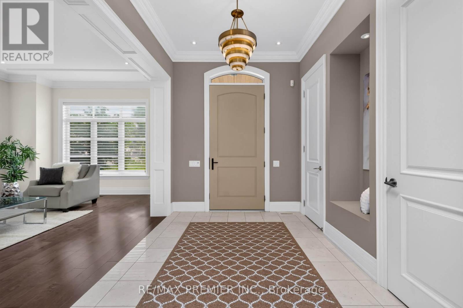 31 Sarracini Crescent, Vaughan, ON - Indoor Photo Showing Other Room