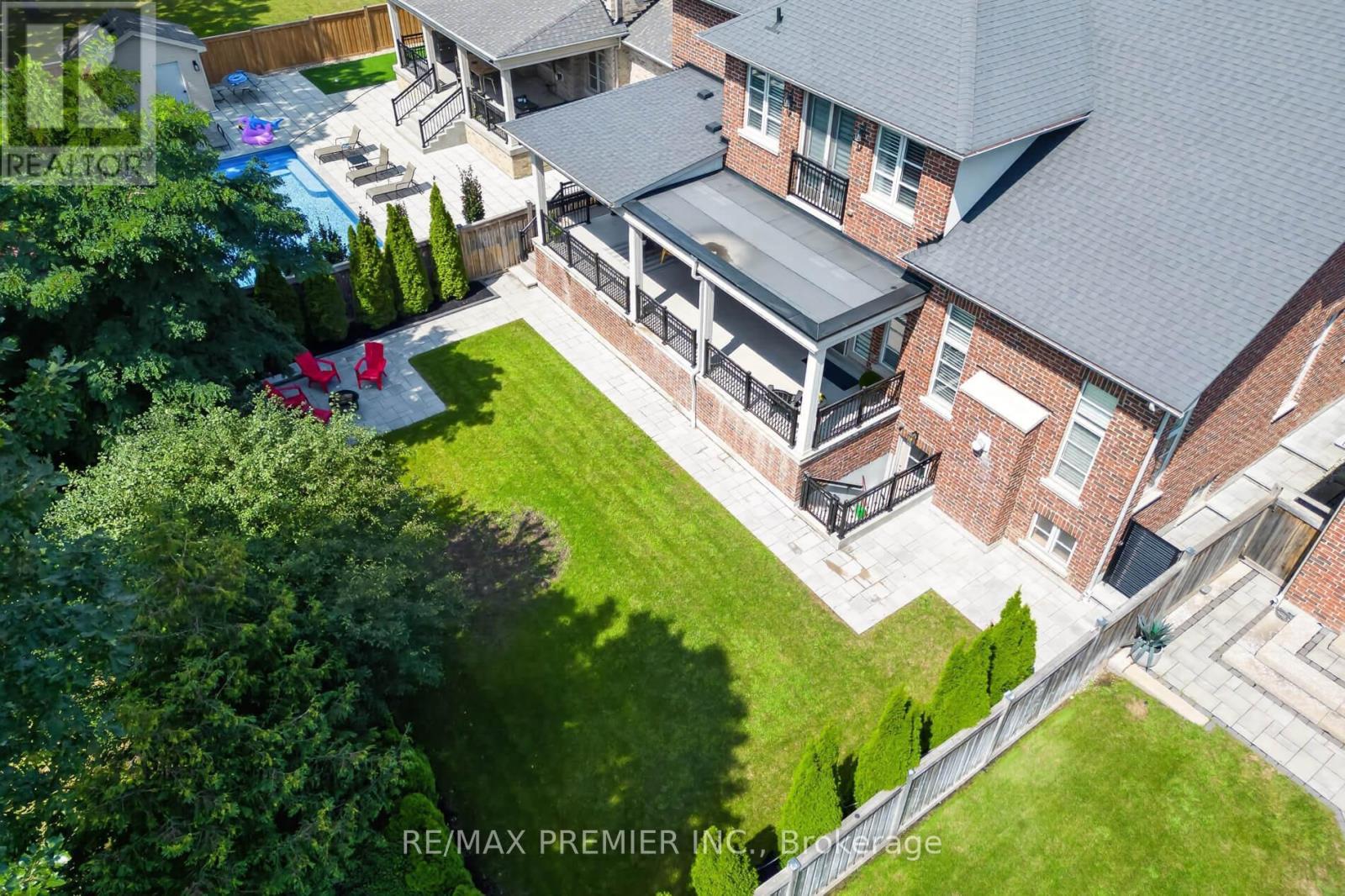 31 Sarracini Crescent, Vaughan, ON - Outdoor