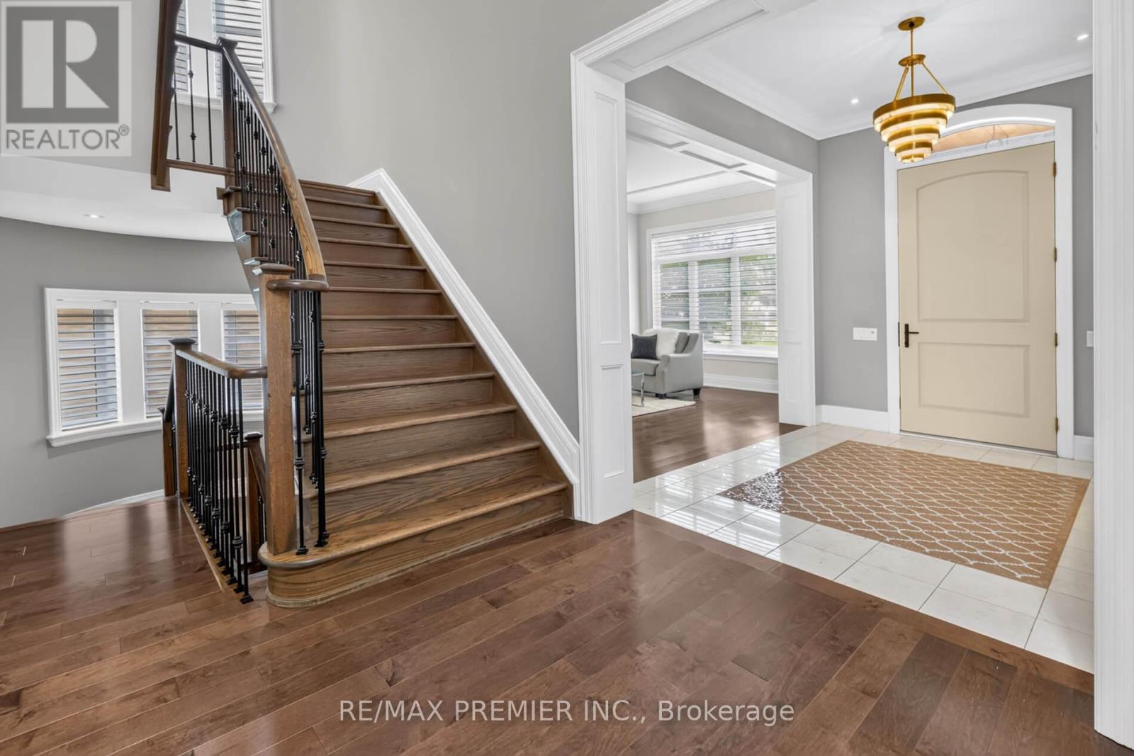 31 Sarracini Crescent, Vaughan, ON - Indoor Photo Showing Other Room