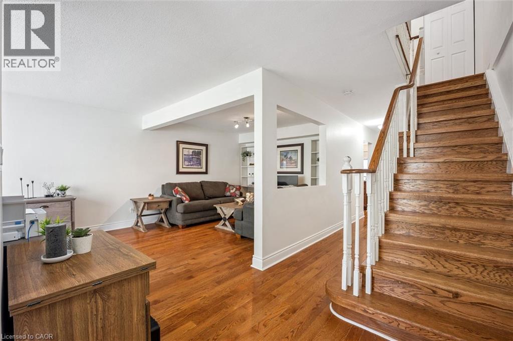 1418 Ghent Avenue, Burlington, ON - Indoor Photo Showing Other Room
